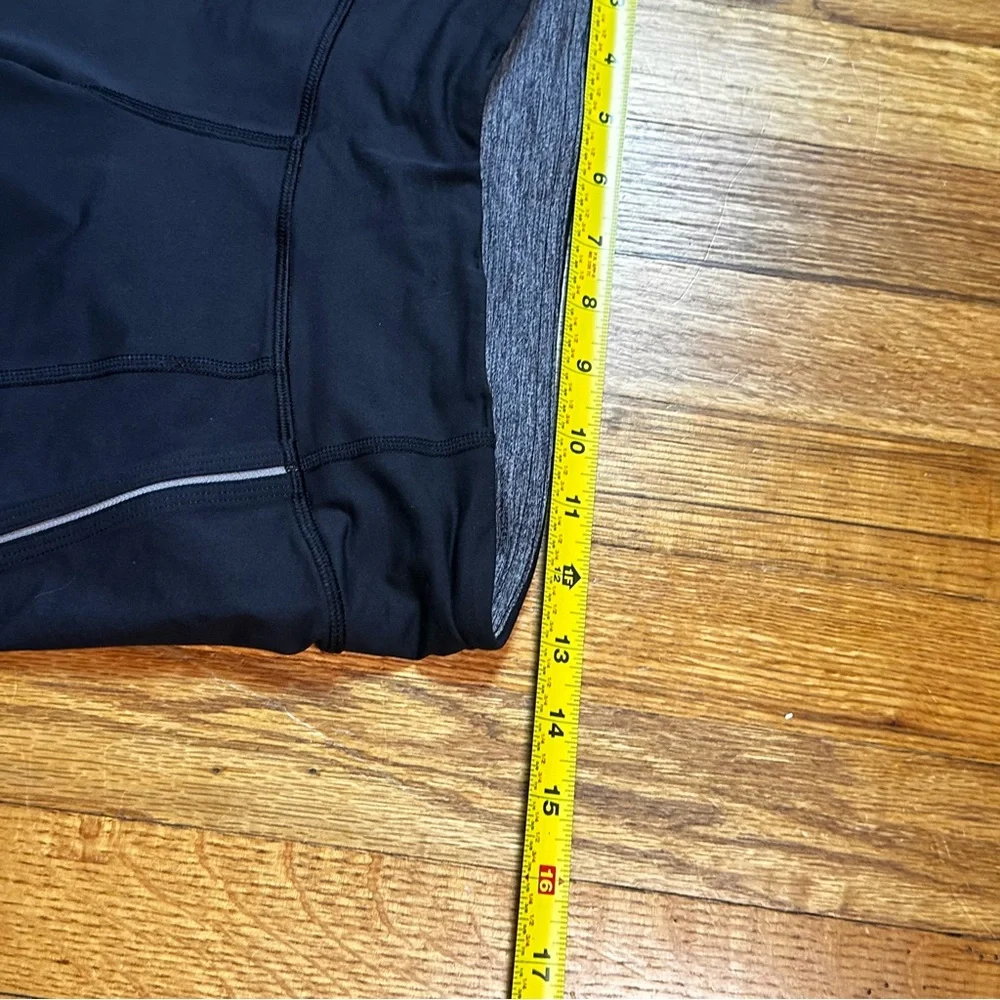 Lululemon Black Capri Leggings Yoga Pants Womens size 6 Activewear Yoga Gym - Picture 6 of 7